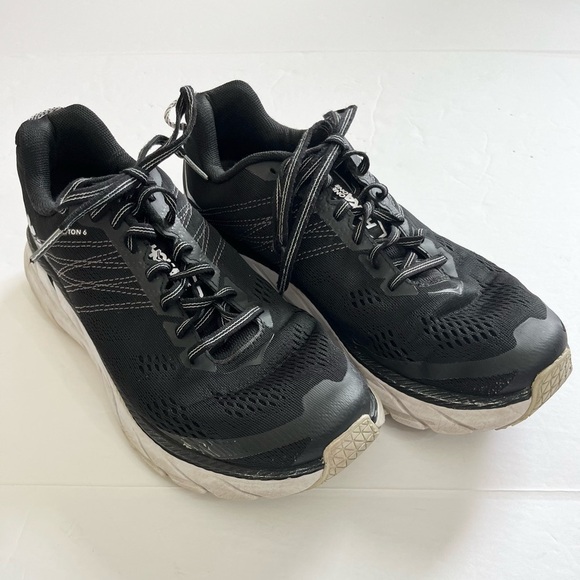 Hoka One One Clifton 6 Black White Size 9 Wide - Picture 1 of 8